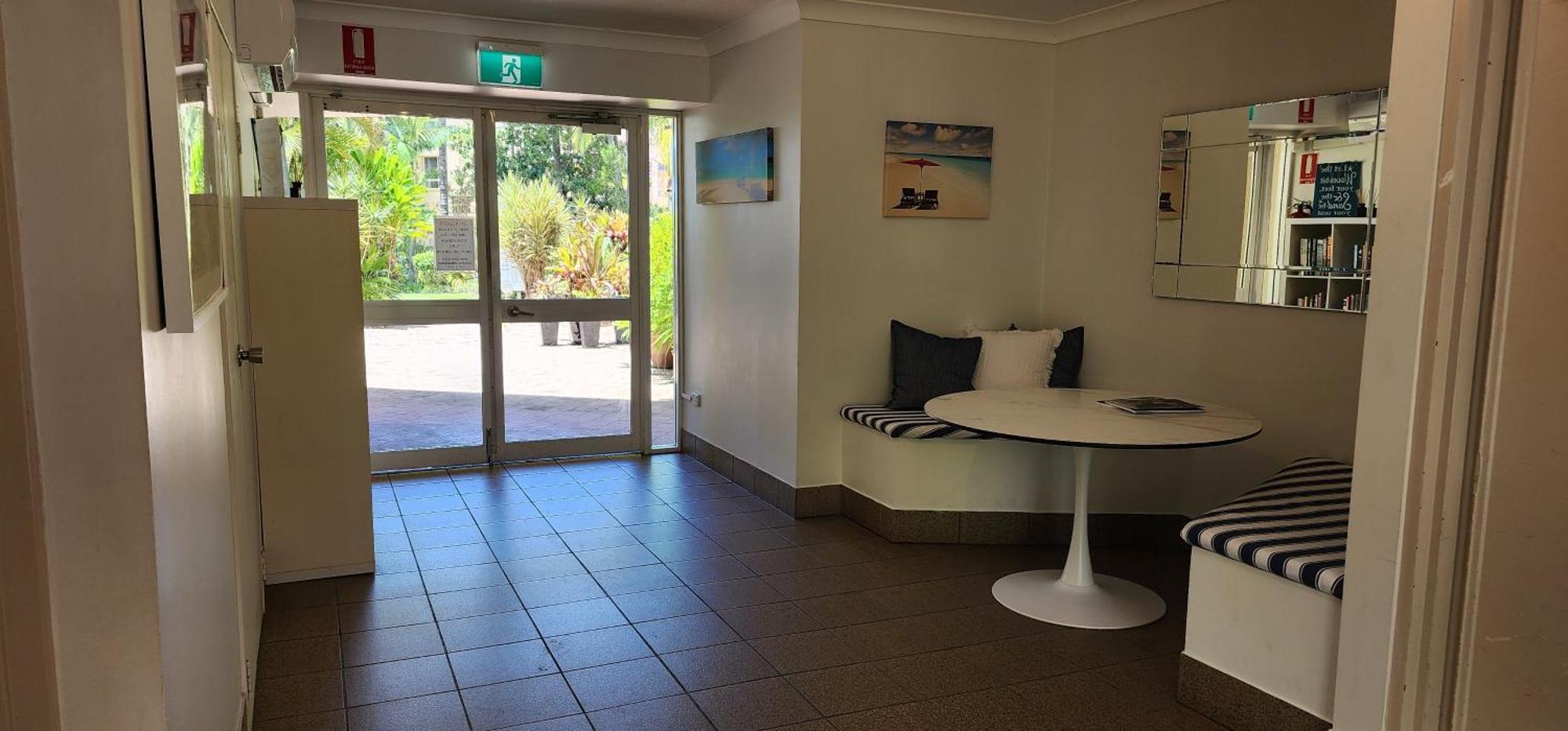 Bayview Waters Apartments Gold Coast Exterior photo